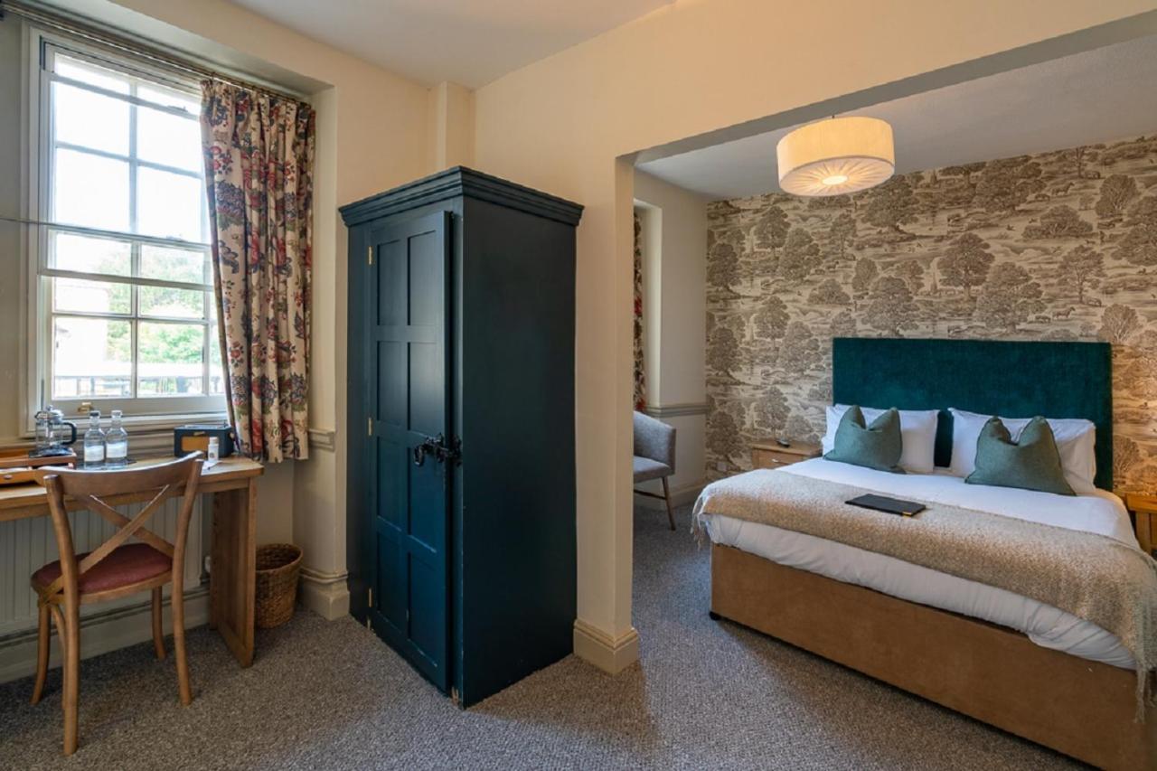 Hotel The Kings Arms 3*